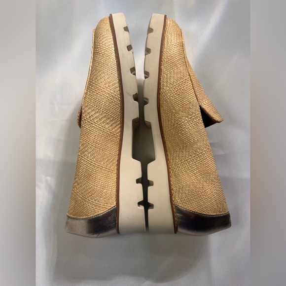 Vionic Raffia Platform Loafers Wide Width 10 - Picture 4 of 10